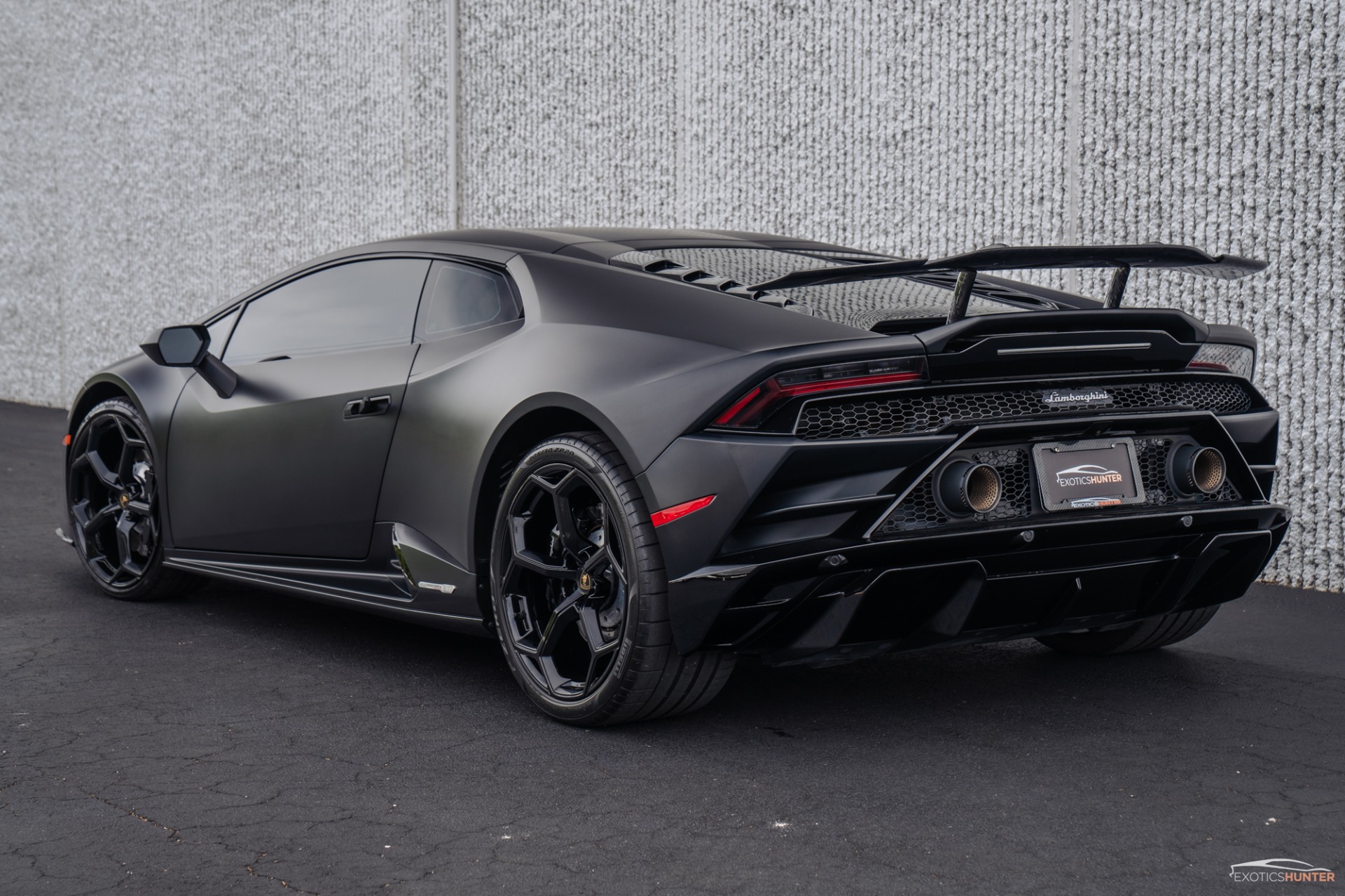 Used 2021 Lamborghini Huracan EVO in Nero Nemesis Matte + Carbon